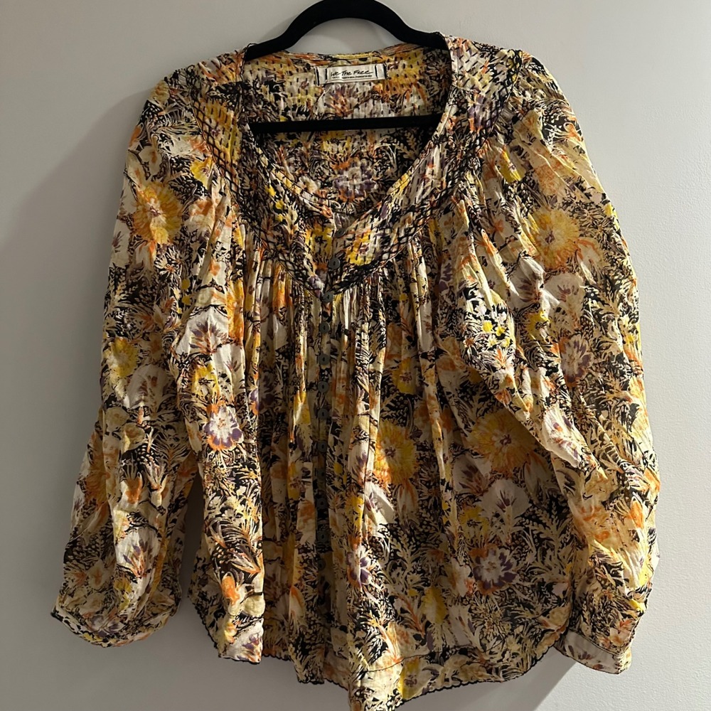 We The Free Floral‎ Print Smocked Peasant Blouse Women Size Small Yellow Orange
